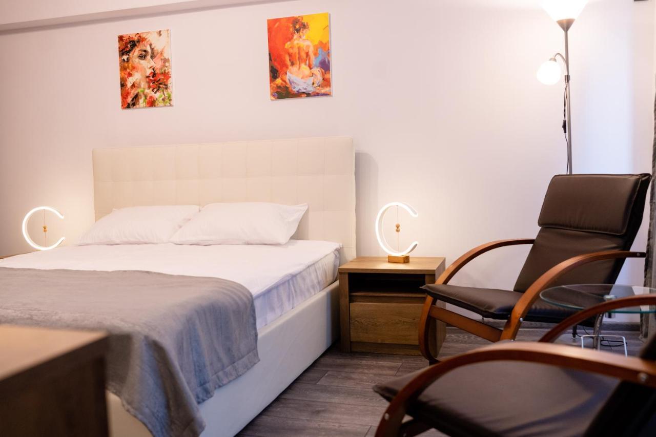 Apartament Alessia ドロベタ＝トゥルヌ・セヴェリン エクステリア 写真