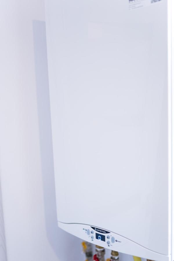 Apartament Alessia ドロベタ＝トゥルヌ・セヴェリン エクステリア 写真