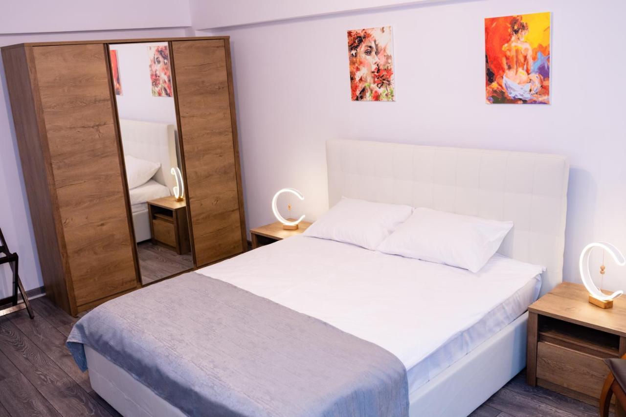 Apartament Alessia ドロベタ＝トゥルヌ・セヴェリン エクステリア 写真