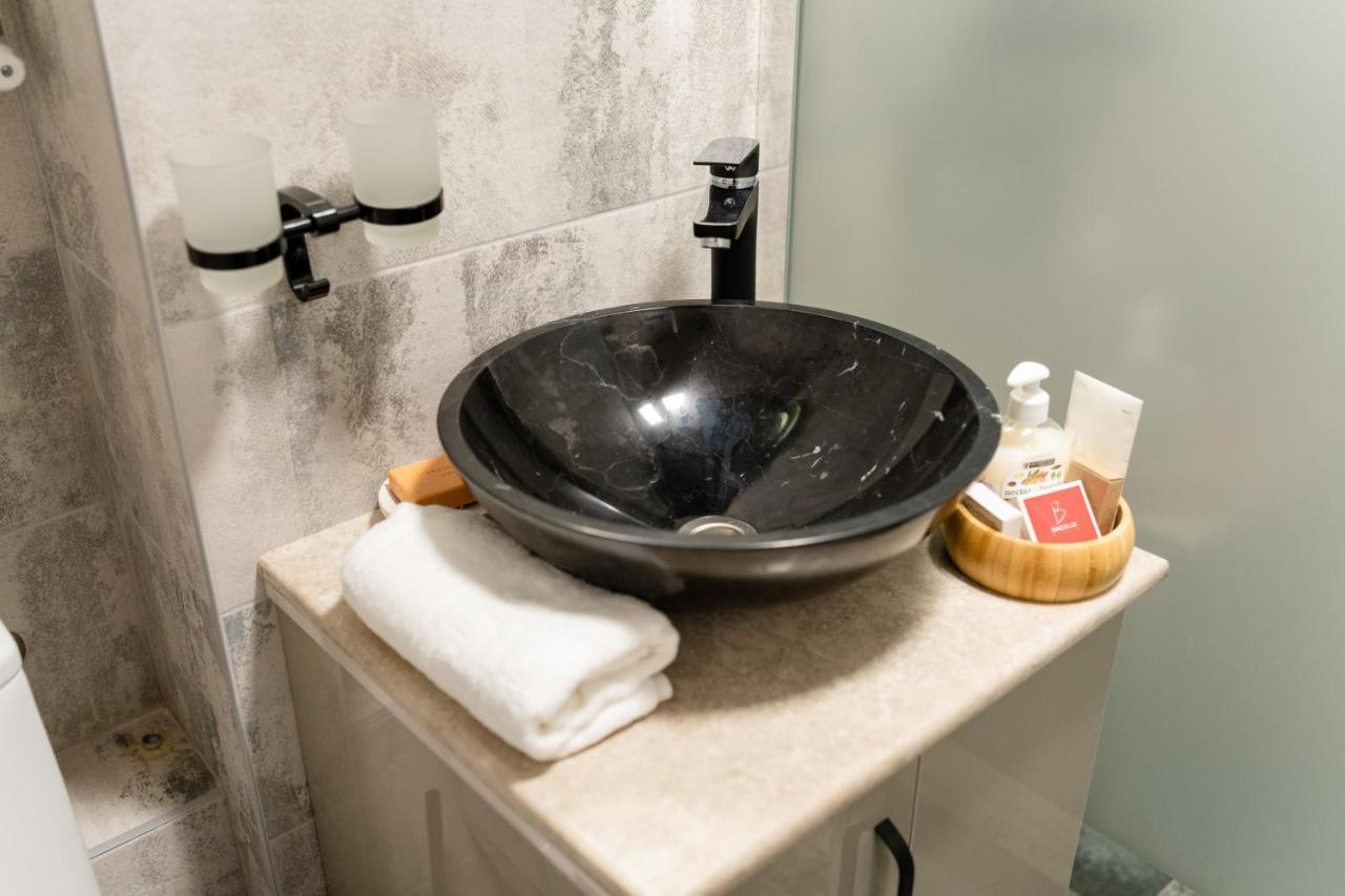 Apartament Alessia ドロベタ＝トゥルヌ・セヴェリン エクステリア 写真
